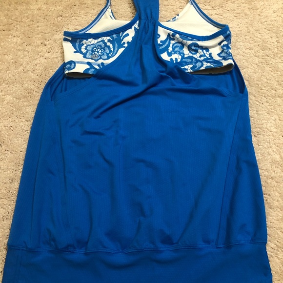Lululemon No Limits Tank size 6 - Picture 4 of 5